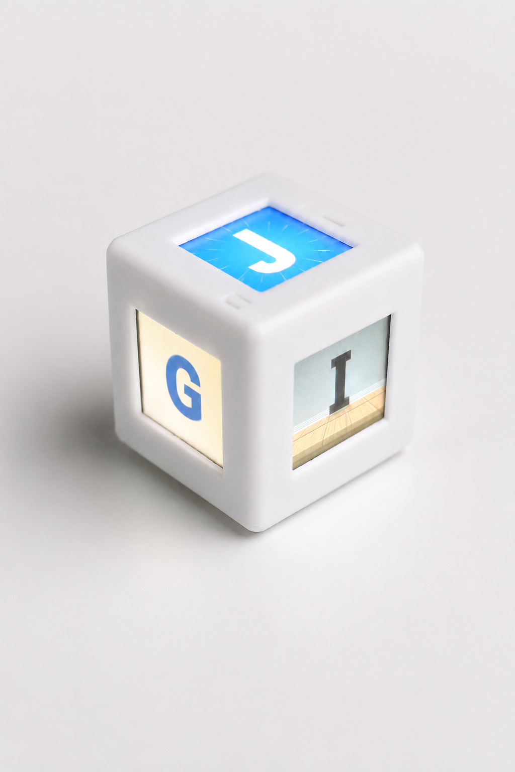 PixyToy smart alphabet cube in White
